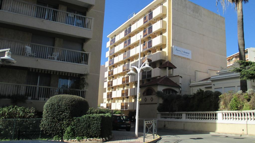 Promenade Des Bains Apartment Saint-Raphael  Bilik gambar